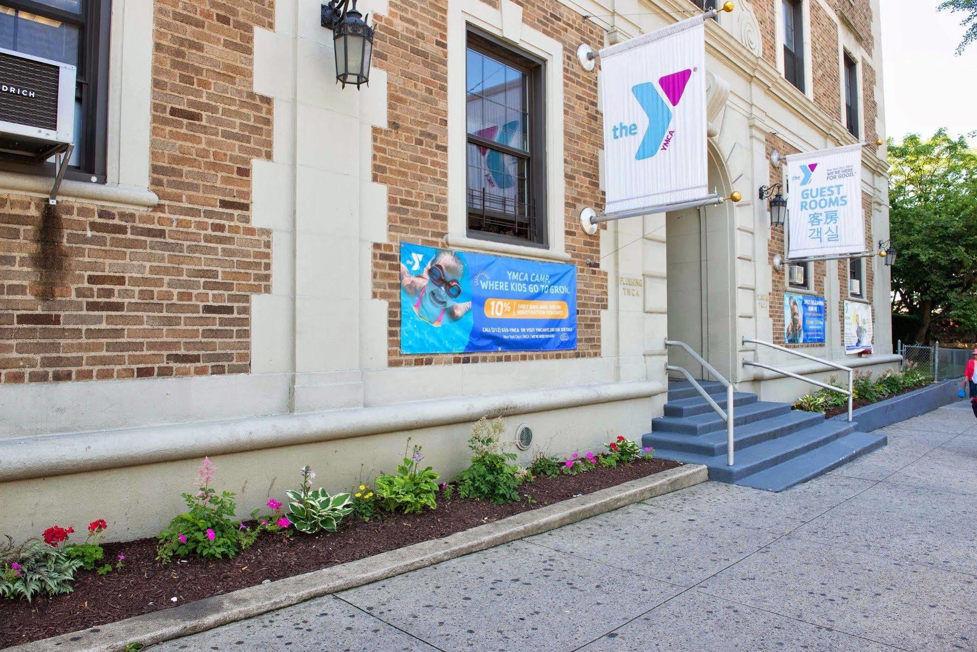 Flushing Ymca Pansiyon New York Dış mekan fotoğraf
